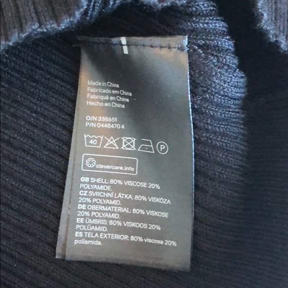 H&M Ribbed Cut Out Sweater - Picture 6 of 7